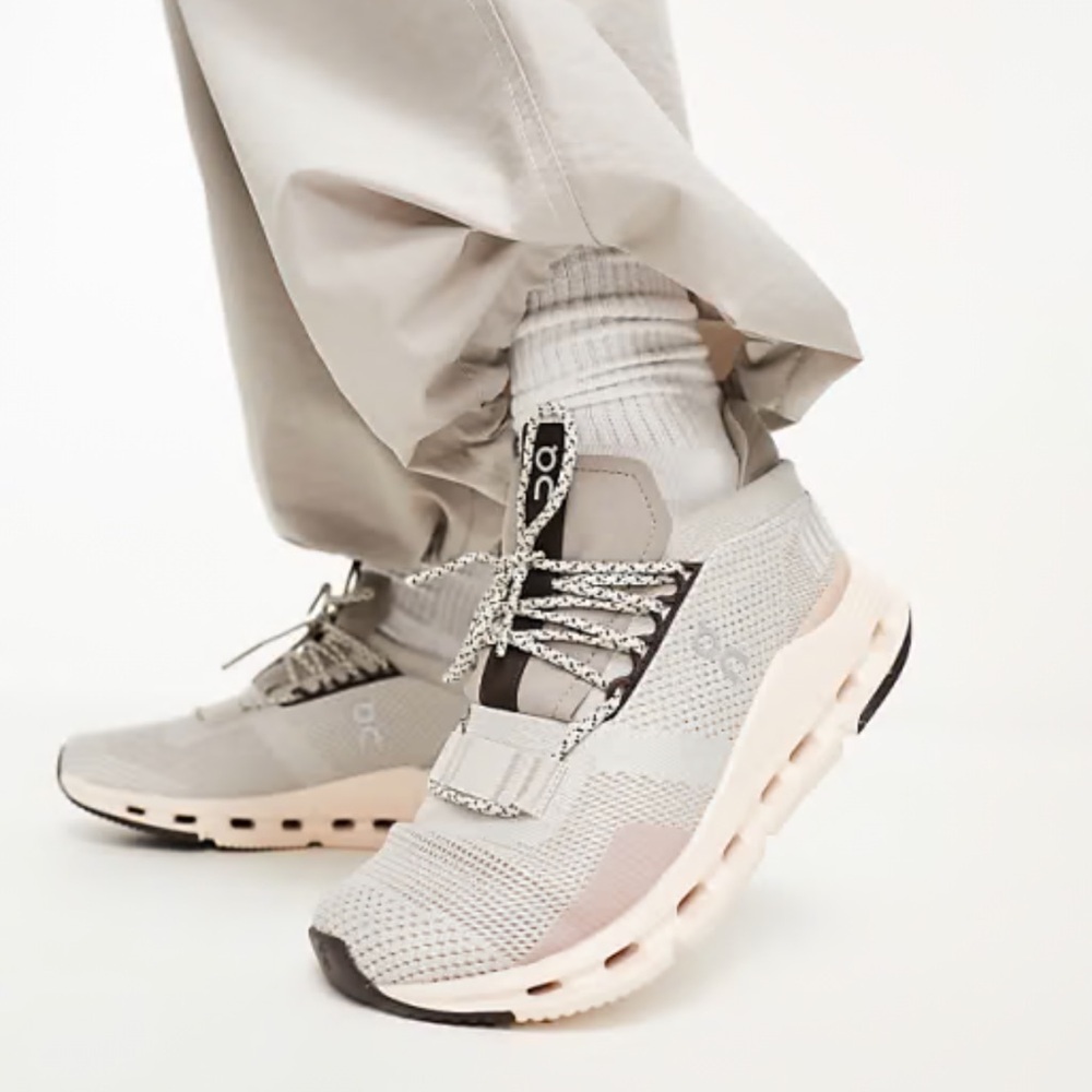 On Running Women's Light Gray and Pale Pink Cloudnova Sneakers